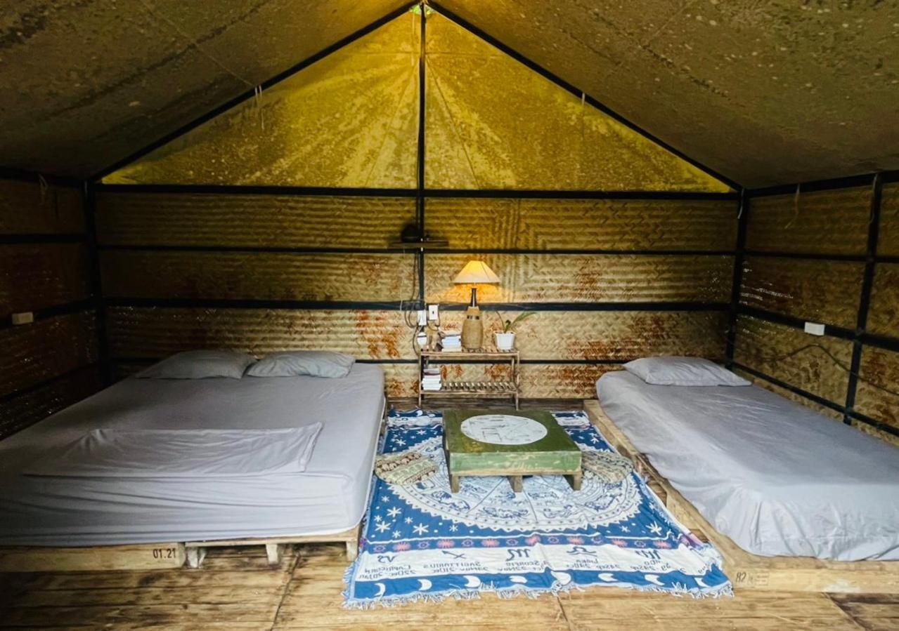 Con Dao Backpacker - Loco Camping Chi Khu Co Ong Esterno foto